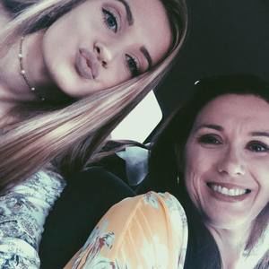 Meet your Posher, Ally